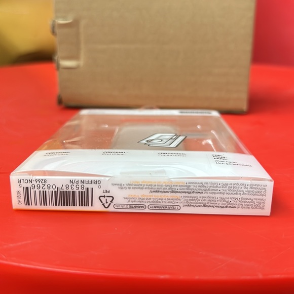 Griffin iClear Case for iPod Nano 4th Generation - Picture 5 of 5